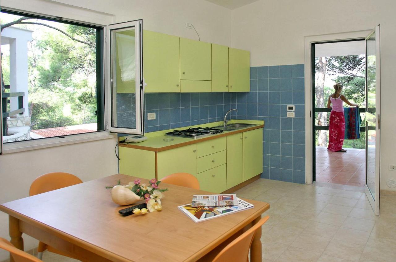 Gattarella Family Resort Puglia - Self Catering Accommodations In The Pinewood Vieste Exterior photo